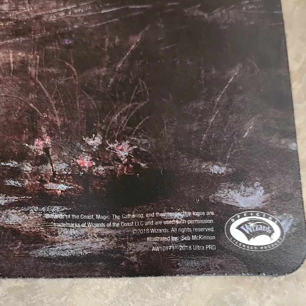 Playmat - Black and Gray - Picture 4 of 6